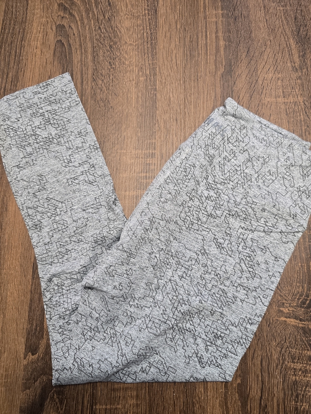 NoBull Women's Gray Geometric Print High Rise Compression Leggings Size Small